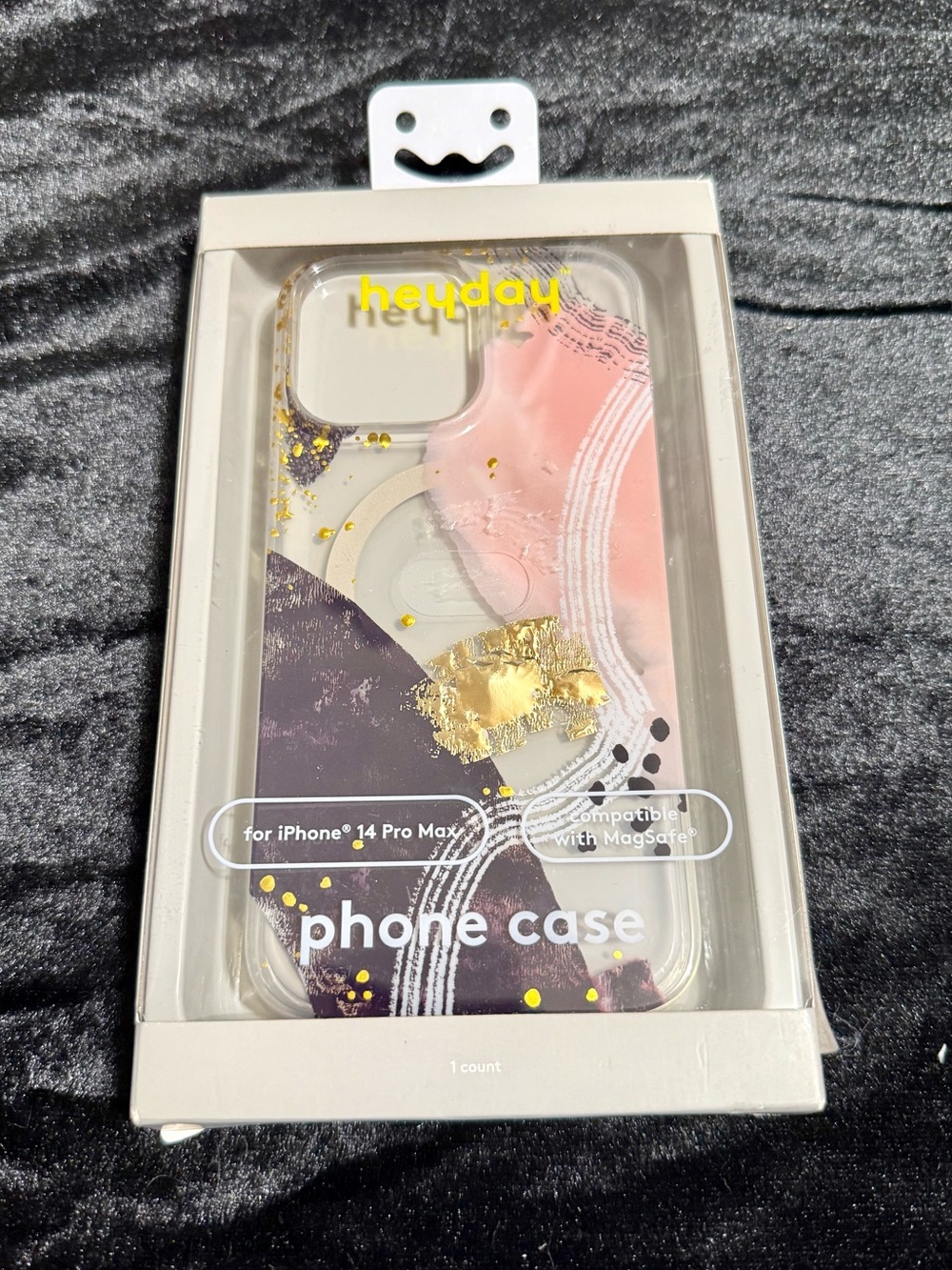 heyday iPhone 14 Pro Max case with MagSafe